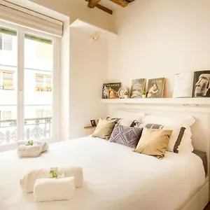 Picasso, Rue Debelleyme 4 Places Apartment