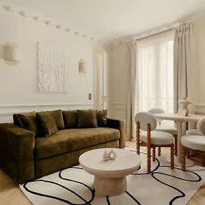 Appartement Leon, Parijs